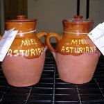 Chestnut Honey in Ceramic Crock Mitica®