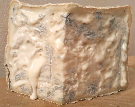 Creamy milk blue cheese.