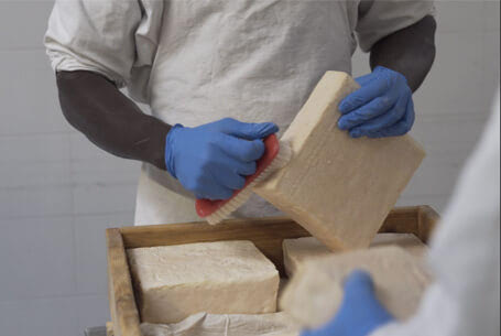 Cheese as handcraft.